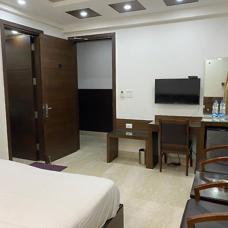Sheesh Mahal Bed & Breakfast Nuova Delhi Esterno foto