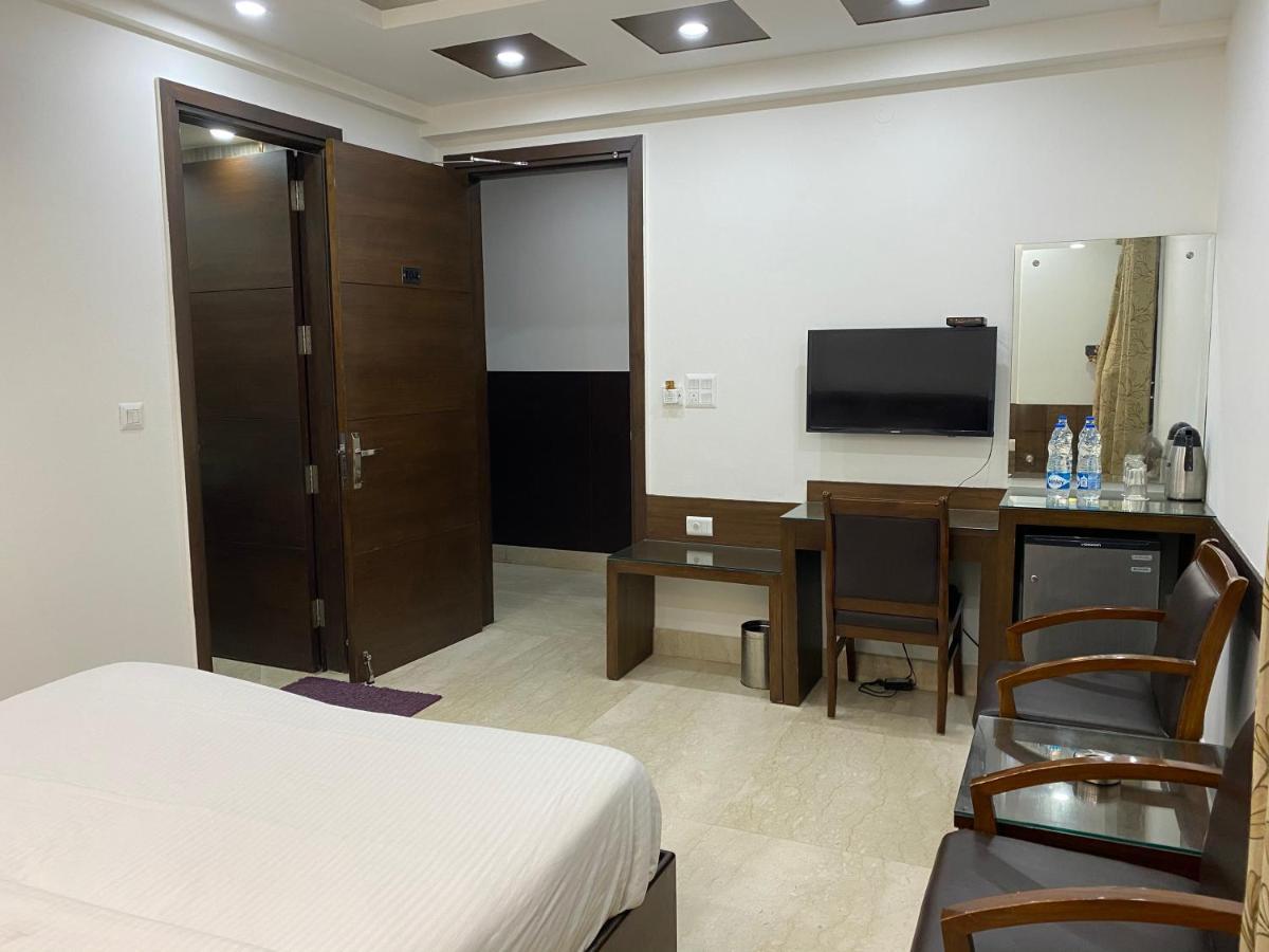 Sheesh Mahal Bed & Breakfast Nuova Delhi Esterno foto